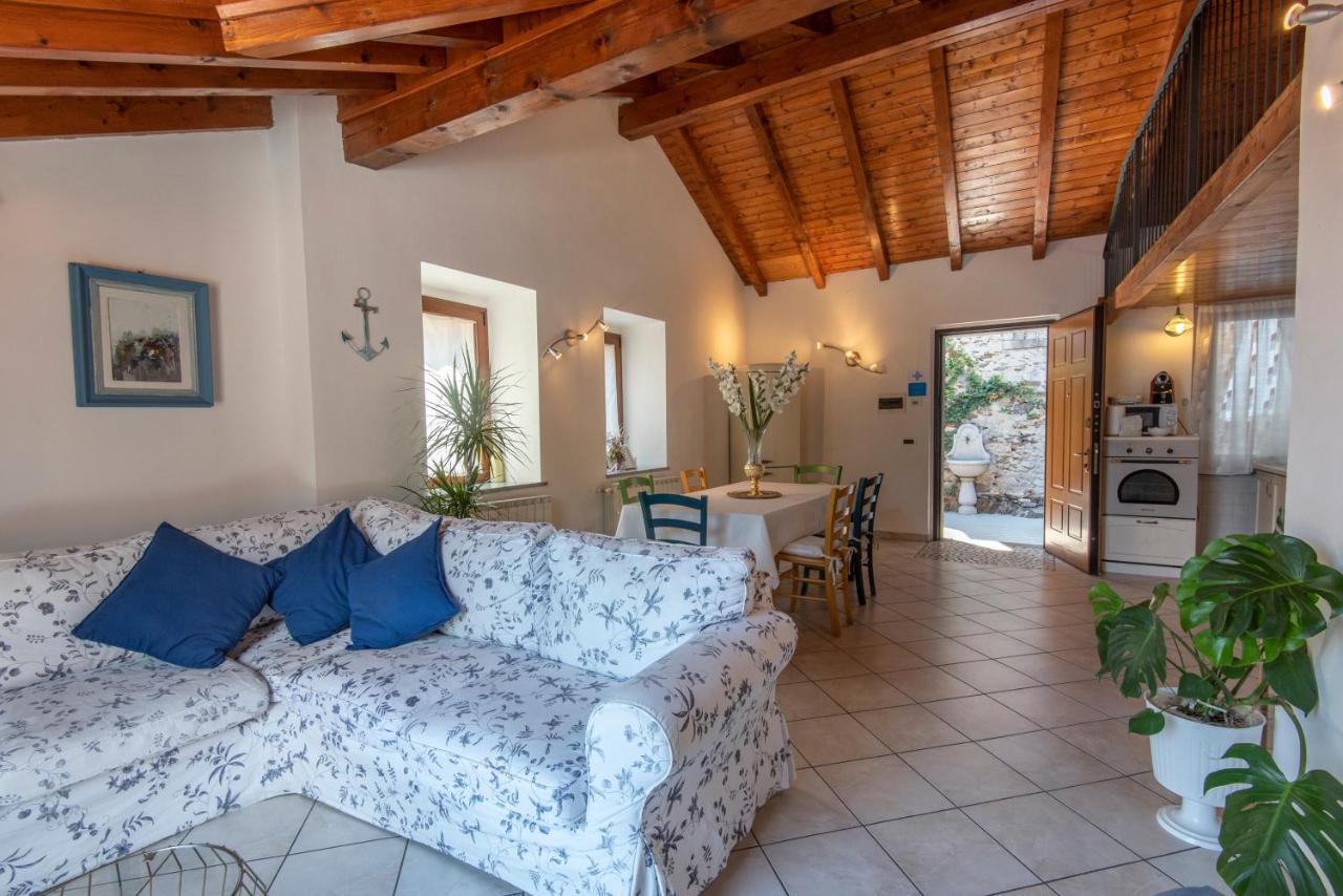 Stupenda Villa Vista Lago Mergozzo Luaran gambar
