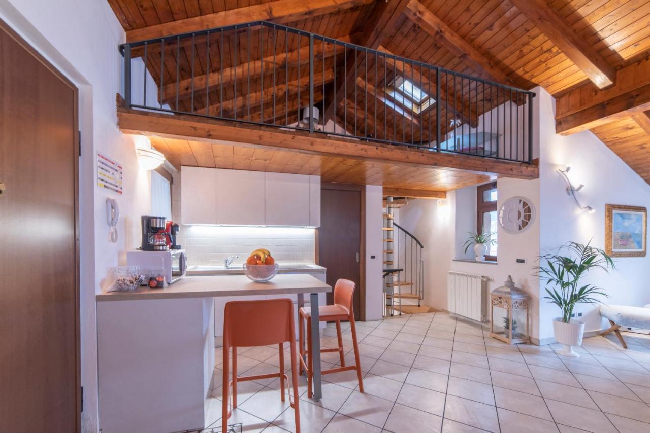 Stupenda Villa Vista Lago Mergozzo Luaran gambar